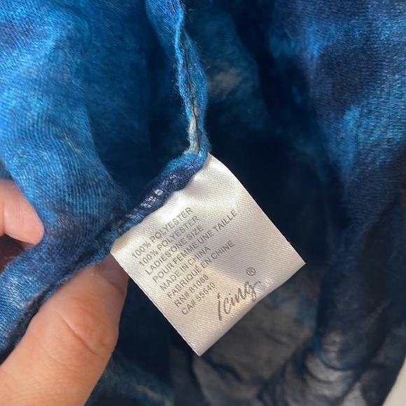 Scarf - Picture 2 of 4